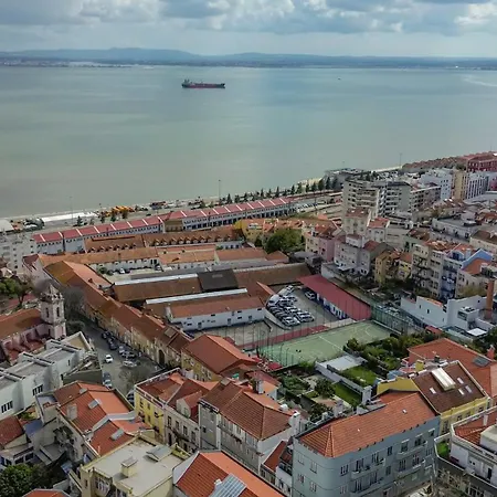 Barbadinhos In Historic Neighborhood