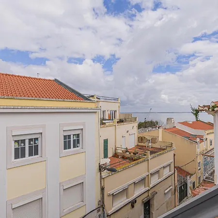Barbadinhos In Historic Neighborhood Apartament Lizbona