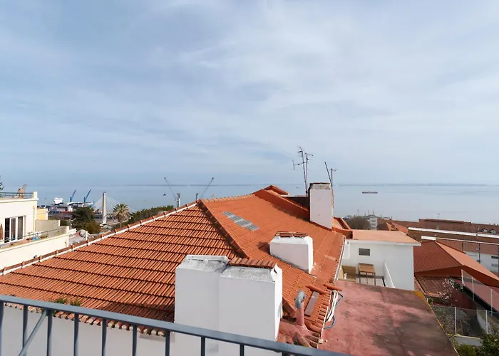 Barbadinhos In Historic Neighborhood Διαμέρισμα Lisboa