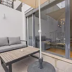 Barbadinhos In Historic Neighborhood Apartment Lissabon